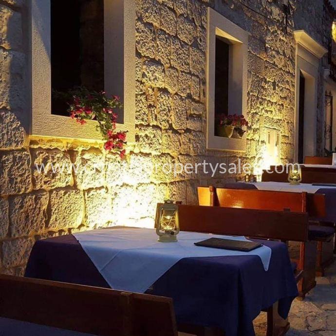 Kuća Na prodaju -  Brac