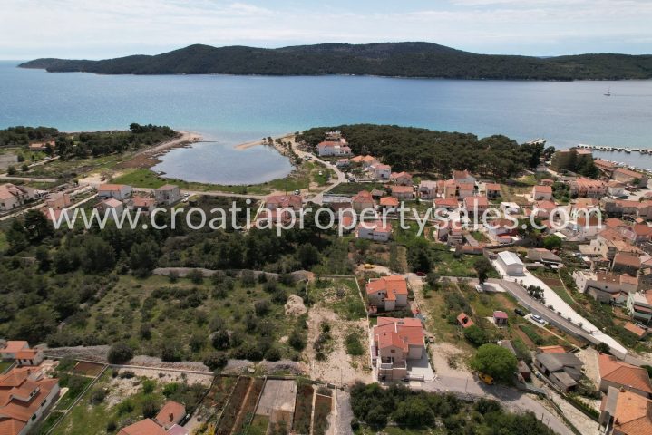 Działka na sprzedaż 1145 m² – Sibenik