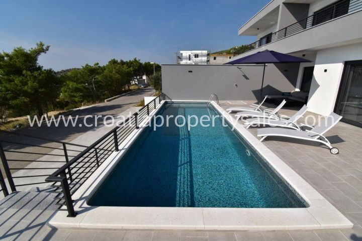 Haus Zu verkaufen - Splitsko-dalmatinska Makarska - foto 2/8
