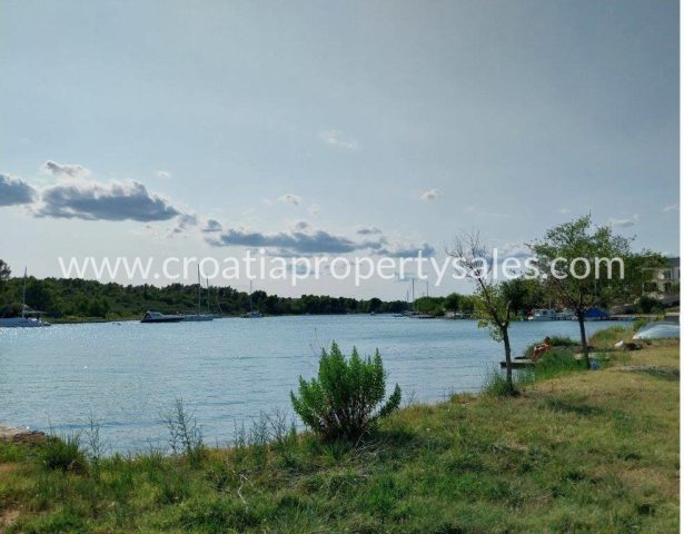 Land for sale 1640 m² – Sibenik