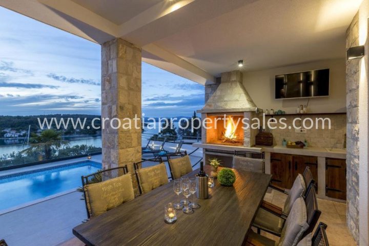 House For sale - Splitsko-dalmatinska šolta - foto 2/20