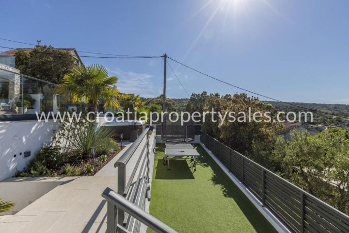 House For sale - Splitsko-dalmatinska šolta - foto 5/20