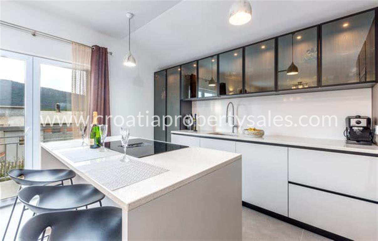 Maison À vendre -  Omis