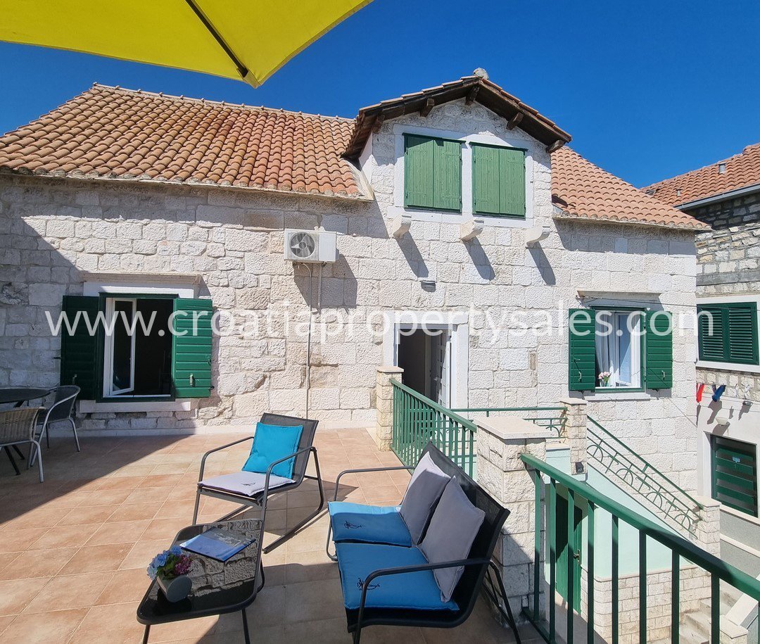 Casa In vendita -  Kastela
