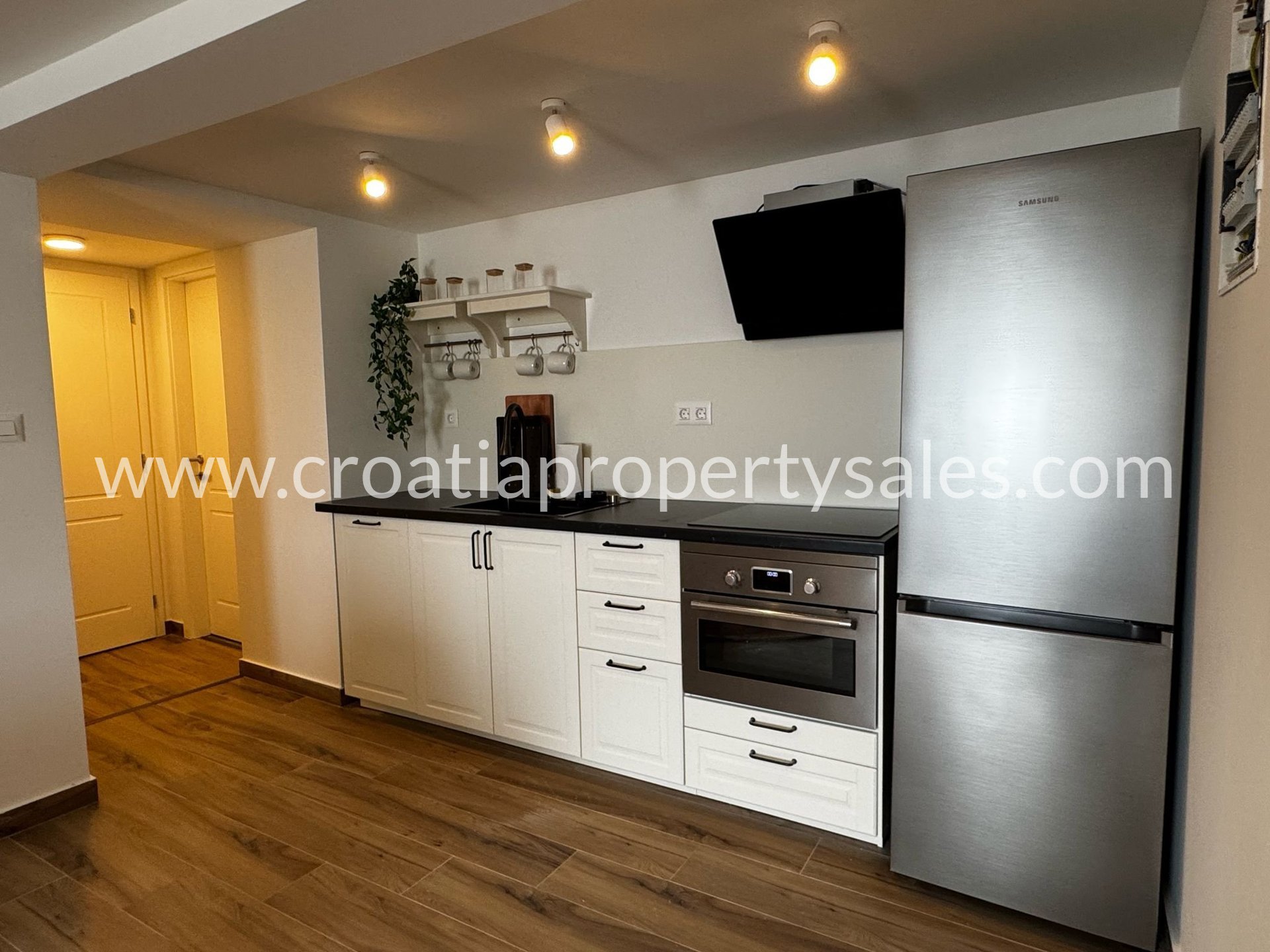 Casa In vendita -  Kastela