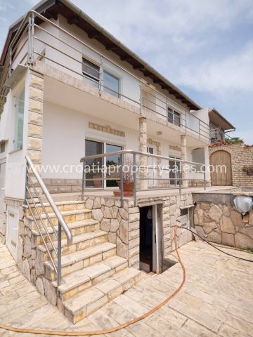 House For sale - Splitsko-dalmatinska šolta - foto 2/13