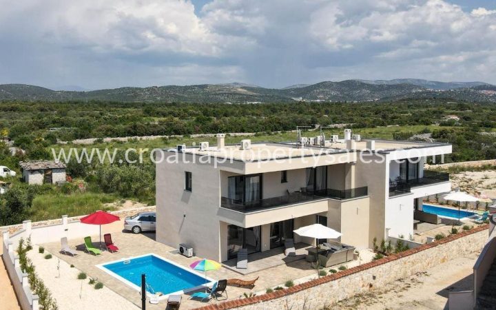 House for sale 190 m² – Sibenik