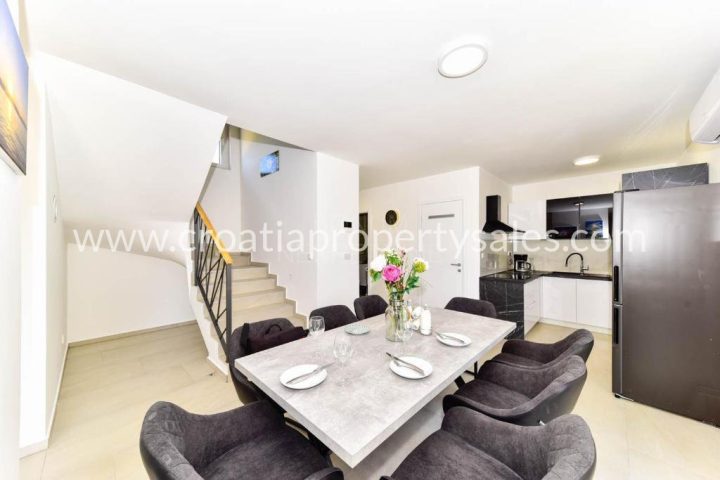 House For sale - šibensko-kninska šibenik - foto 3/4