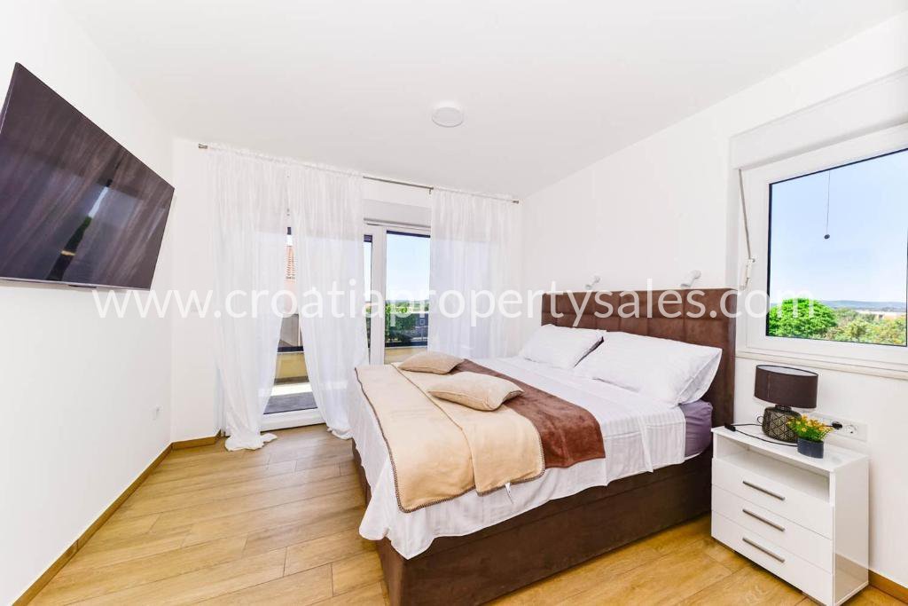 House For sale - Šibensko-kninska Šibenik