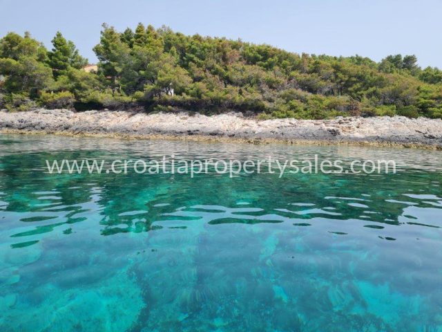 Zemljište na prodaju 1618 m² – Korcula