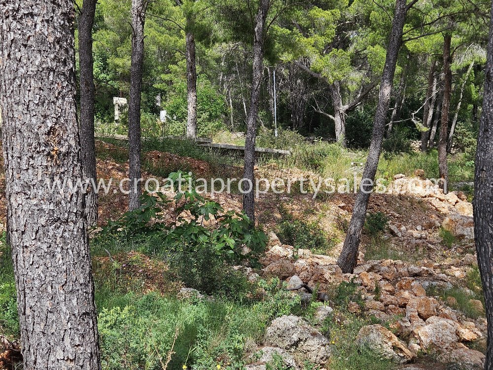 Land For sale -  Hvar