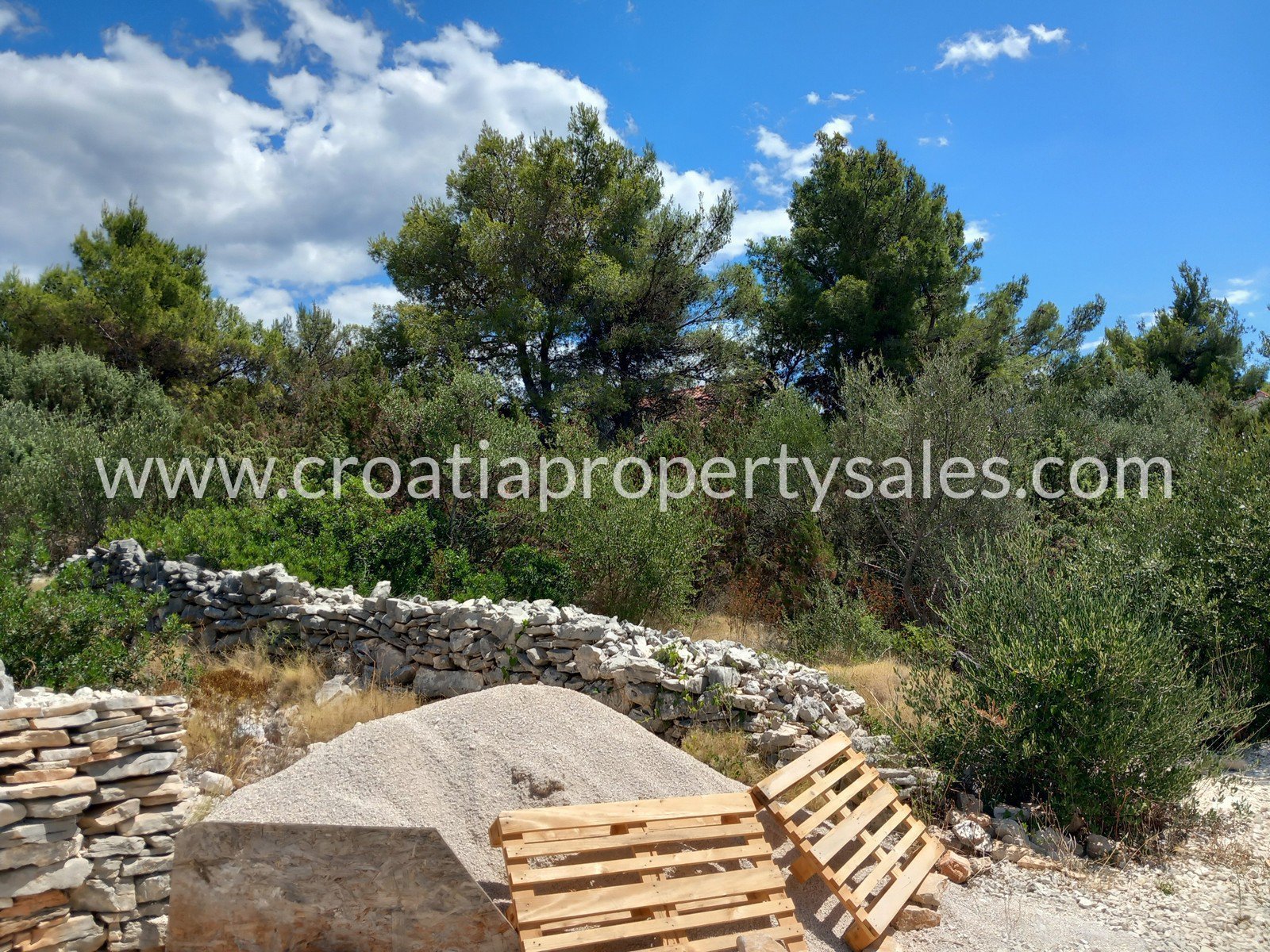 Zemljište Na prodaju -  Brac