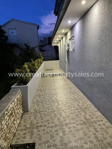 Casa In vendita - šibensko-kninska Rogoznica - foto 5/11