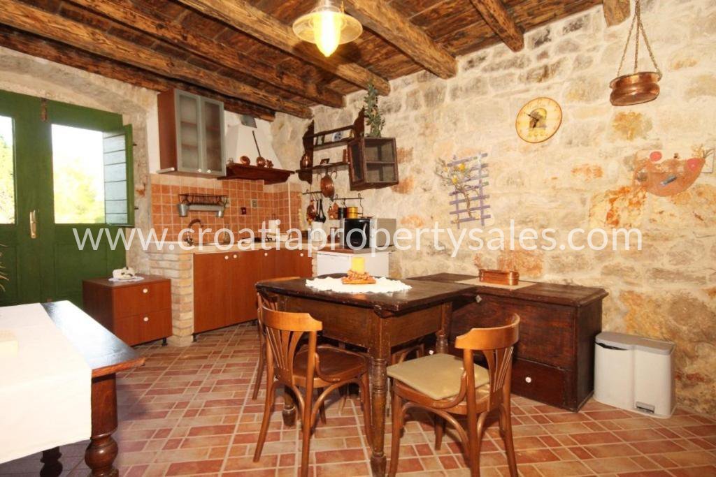 House For sale -  Vis