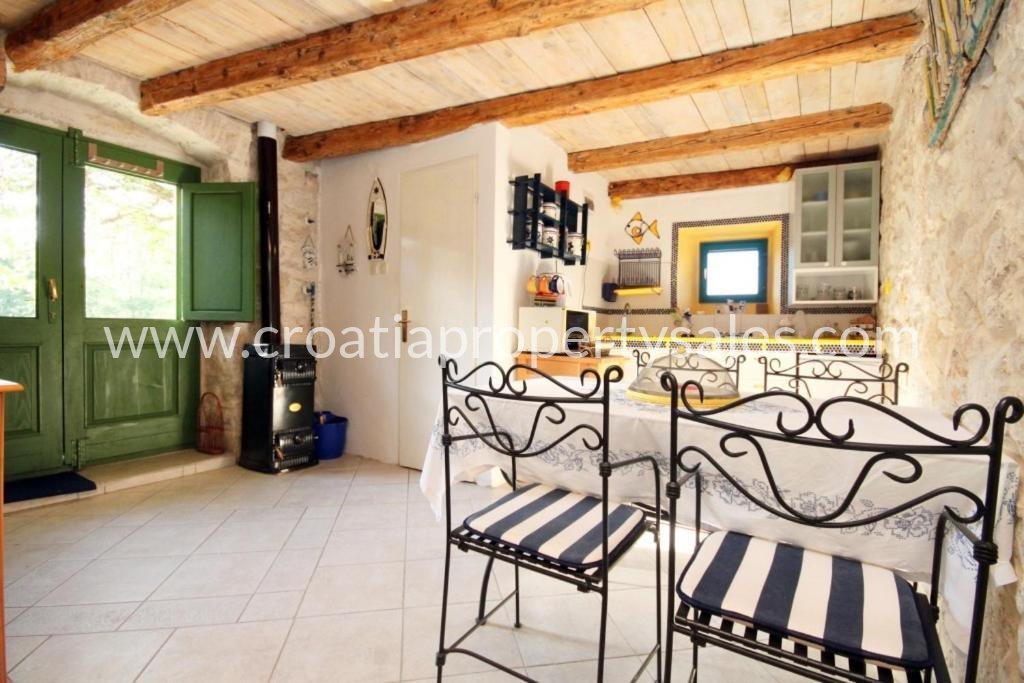 House For sale -  Vis