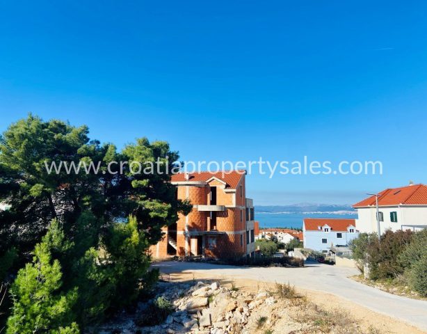 Parcela na predaj 1488 m² – Brac