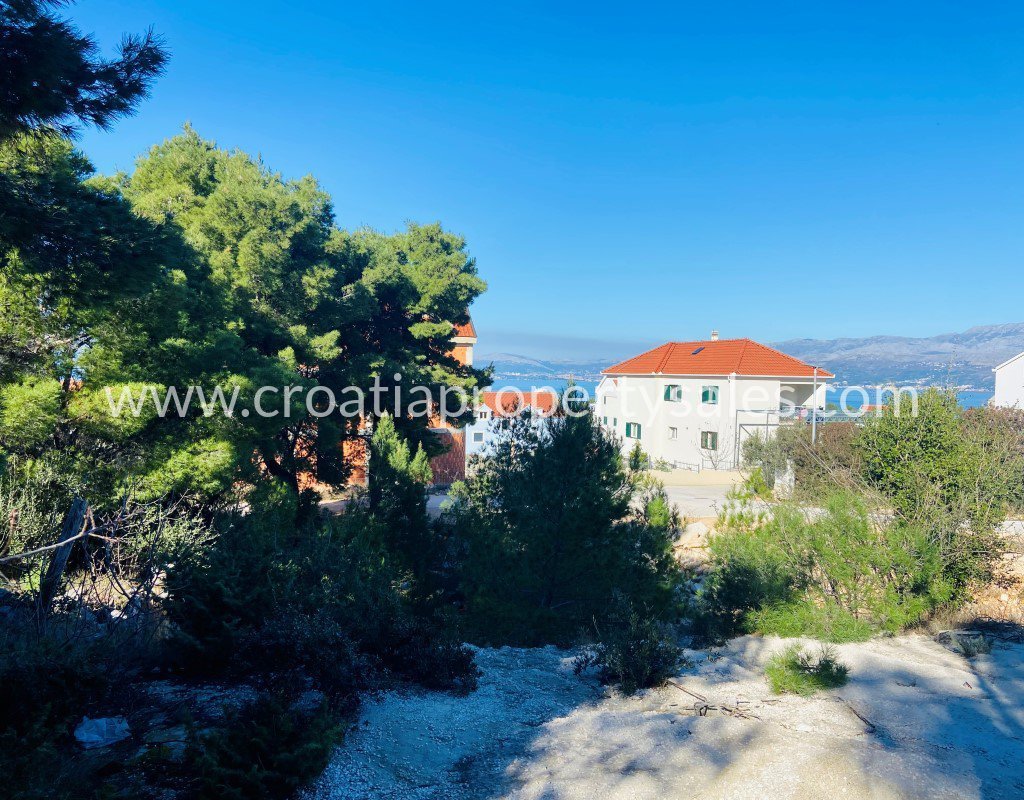 Land For sale -  Brac