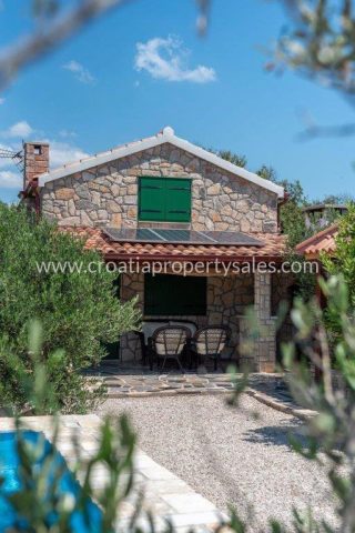House For sale - Splitsko-dalmatinska šolta - foto 4/18