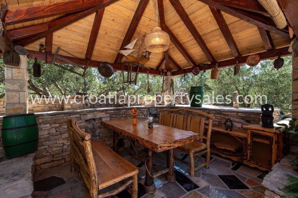 House For sale - Splitsko-dalmatinska Šolta