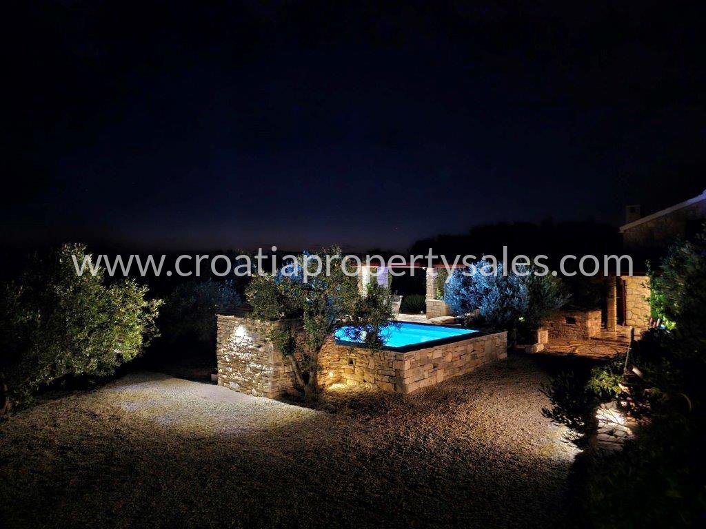 House For sale - Splitsko-dalmatinska Šolta