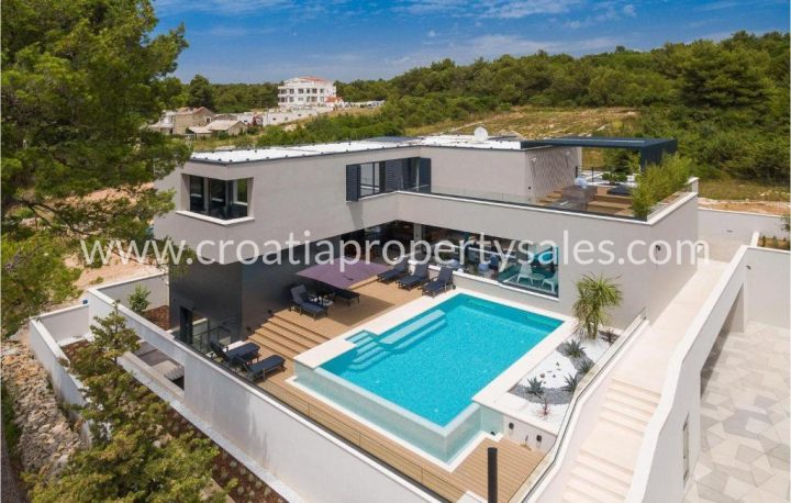 House for sale 453 m² – Zadar
