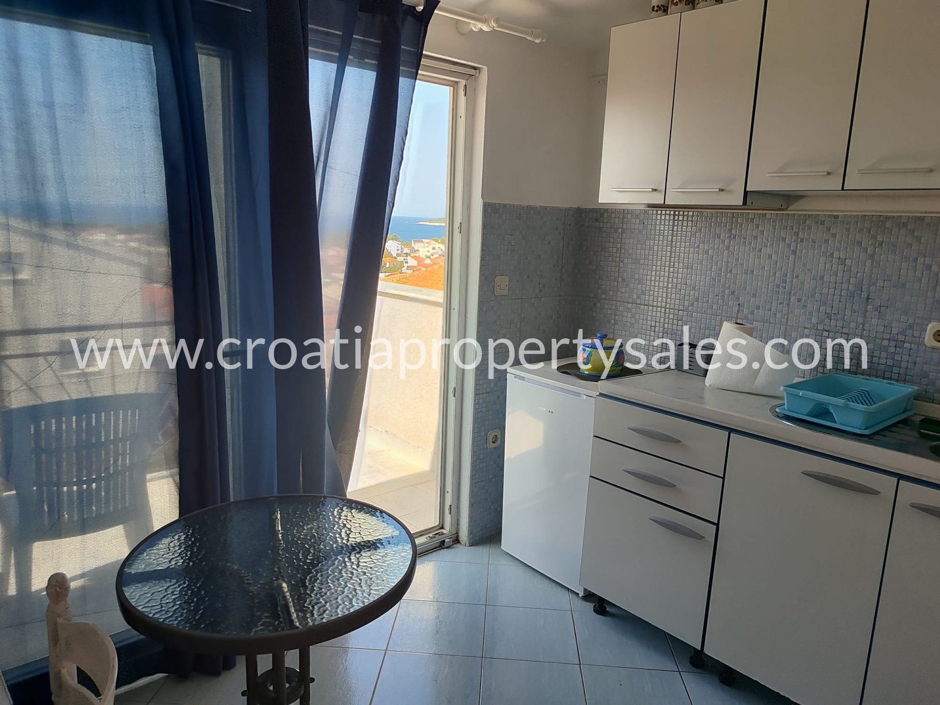 Casa In vendita - Rogoznica - foto 3/9