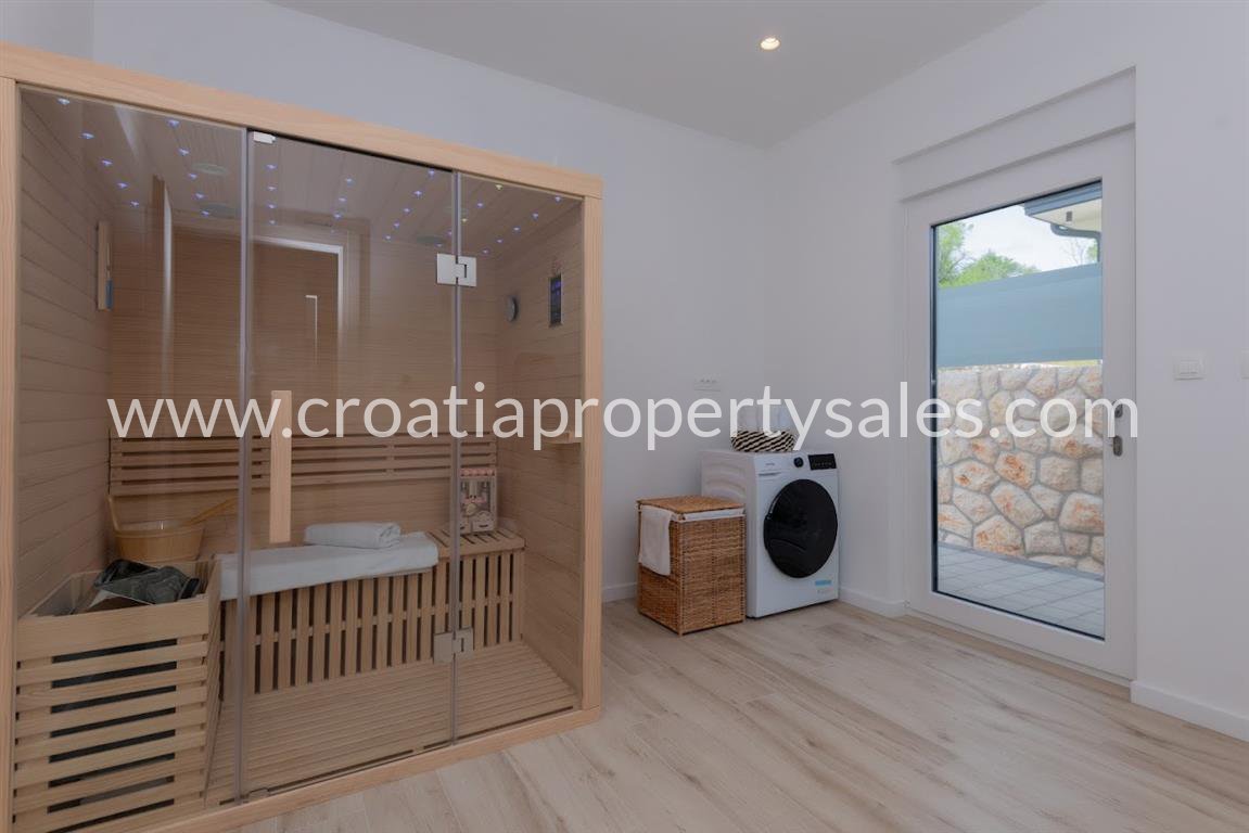 Casa In vendita - Splitsko-dalmatinska Makarska