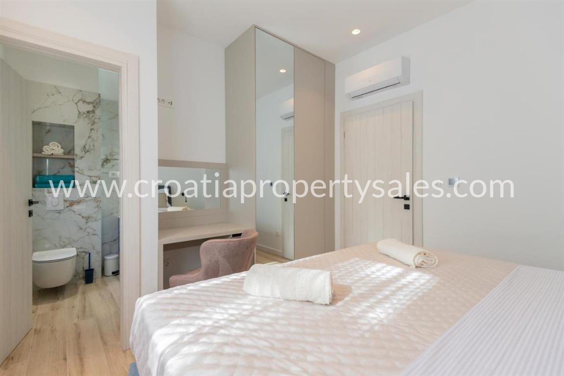 House For sale -  Makarska