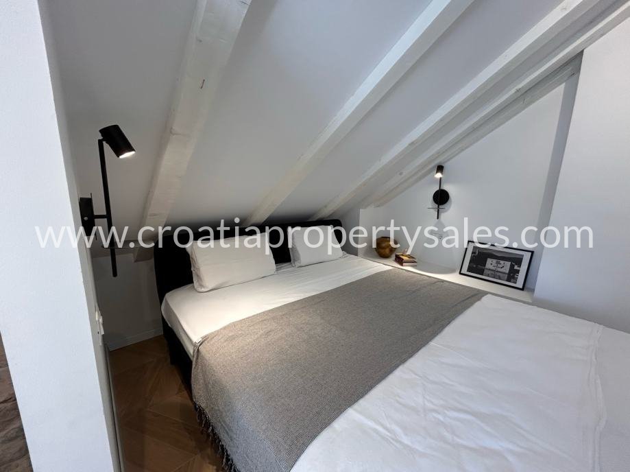 Casa In vendita - Kastela - foto 2/9