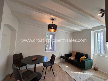 Casa In vendita -  Kastela