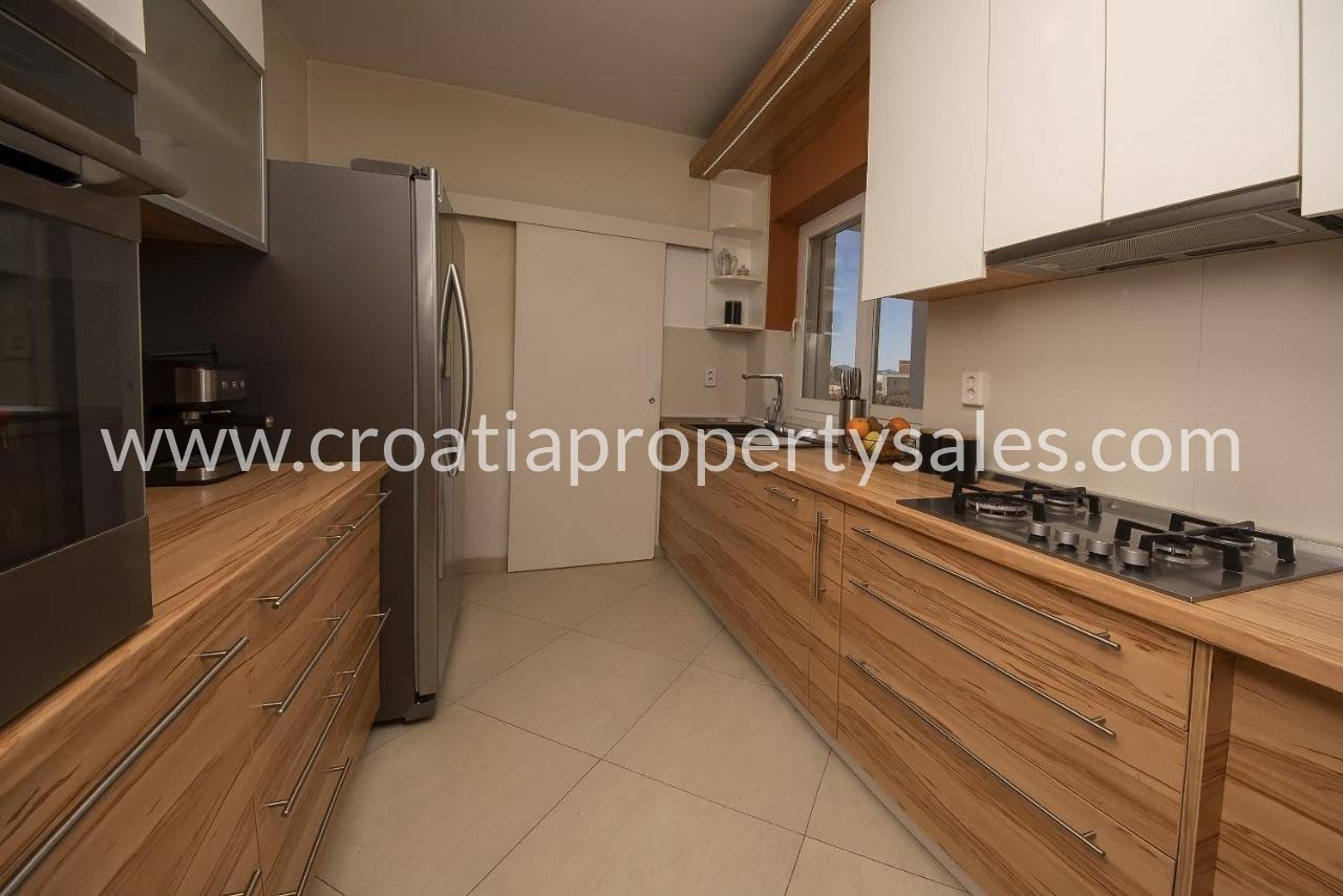 House For sale - Bjelovarsko-bilogorska Sibenik