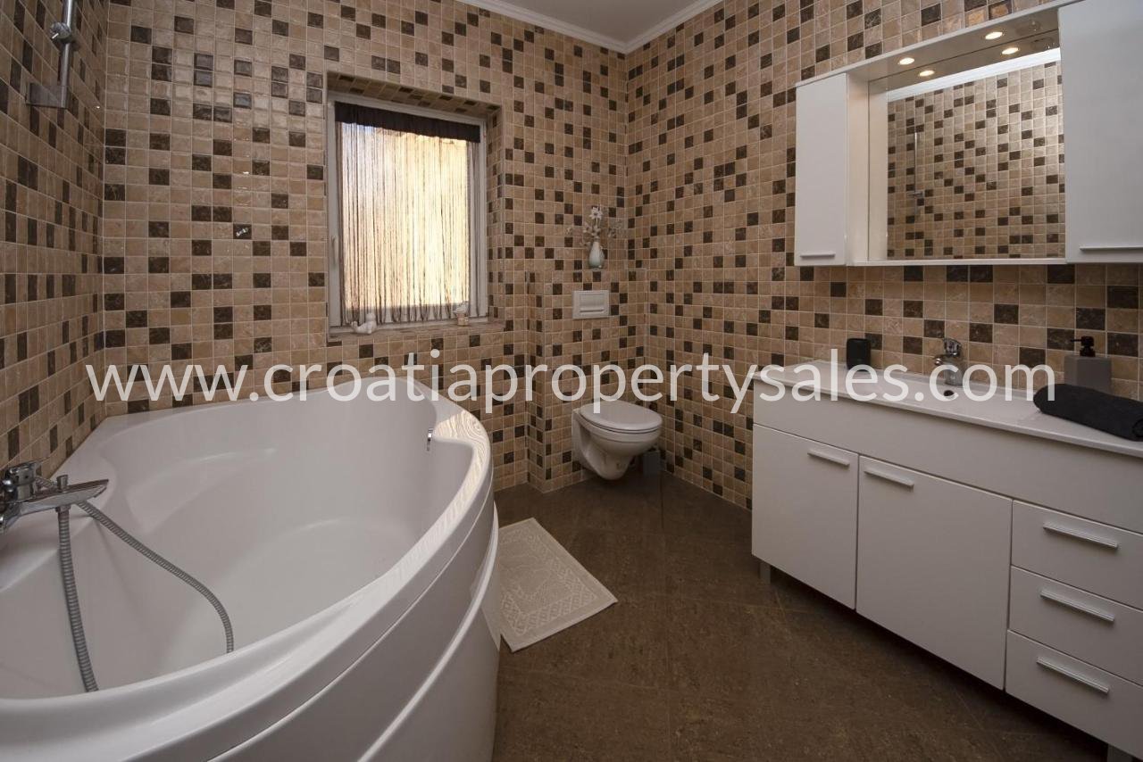 House For sale - Bjelovarsko-bilogorska Sibenik