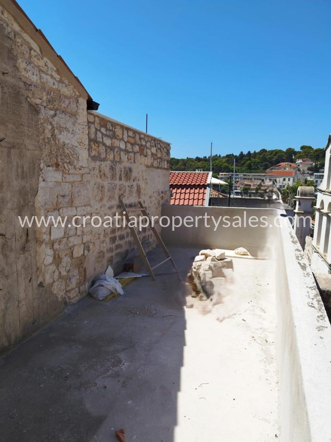 Kuća Na prodaju -  Hvar