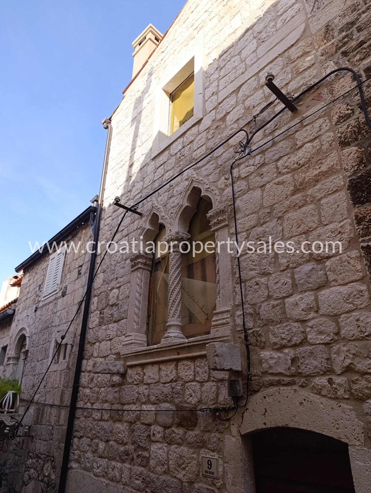 Kuća Na prodaju -  Hvar