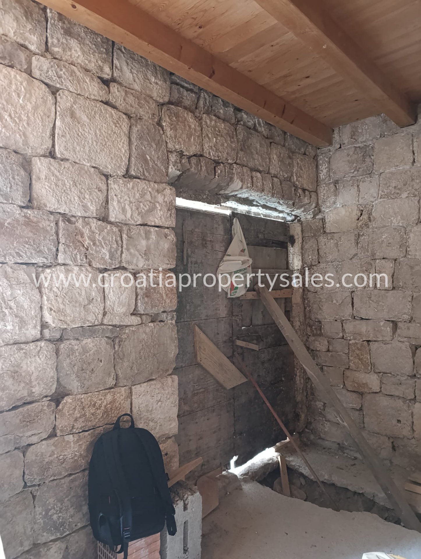 Kuća Na prodaju -  Hvar