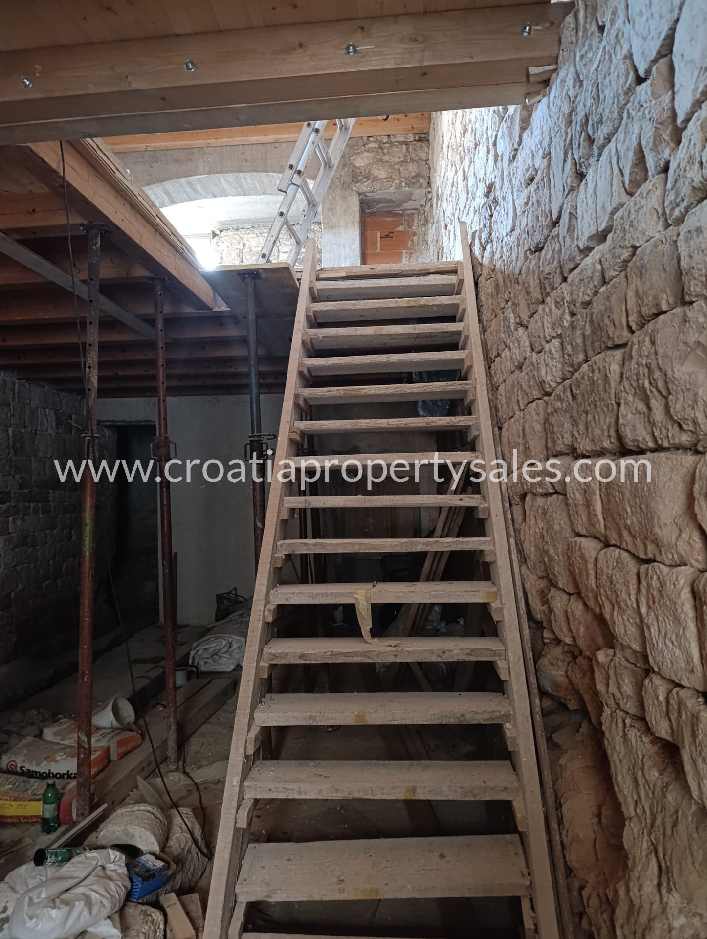 Kuća Na prodaju -  Hvar