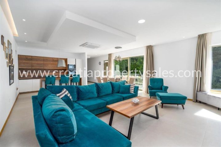 House For sale - Splitsko-dalmatinska Omiš - foto 5/11