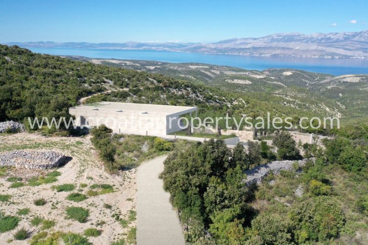 Hiša na predaj 328 m² – Brac