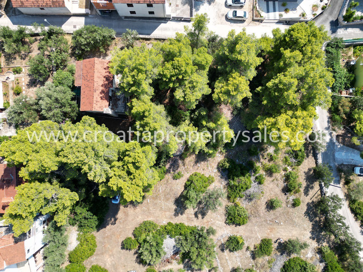 Terreno In vendita -  Brac