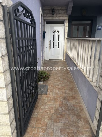 House For sale - Splitsko-dalmatinska Kaštela - foto 3/11