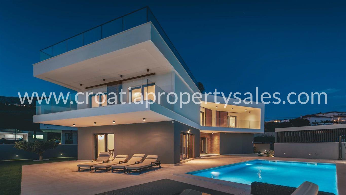 House For sale - Splitsko-dalmatinska Split - foto 2/15