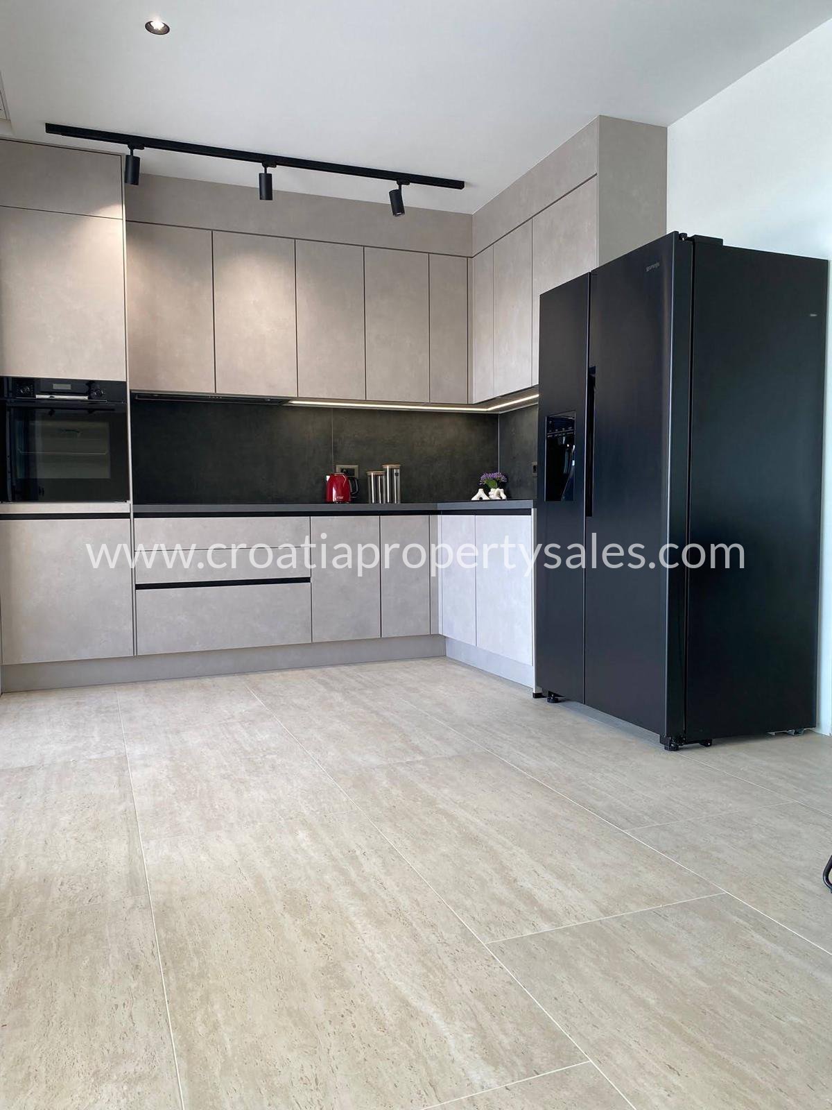 House For sale - Splitsko-dalmatinska Makarska