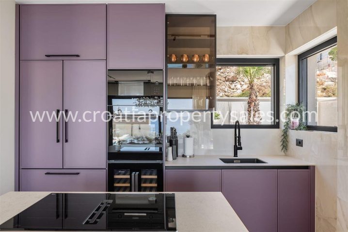 Casa In vendita - Splitsko-dalmatinska Split - foto 3/11