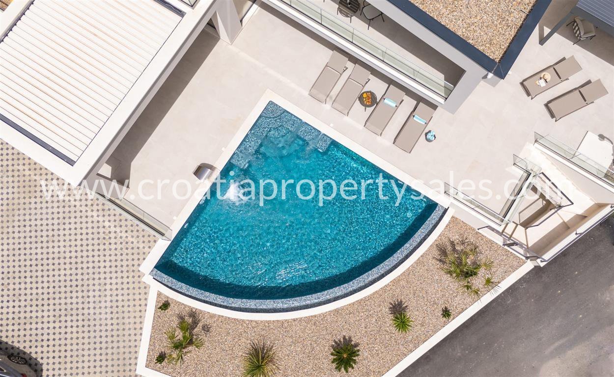 Casa In vendita - Splitsko-dalmatinska Split