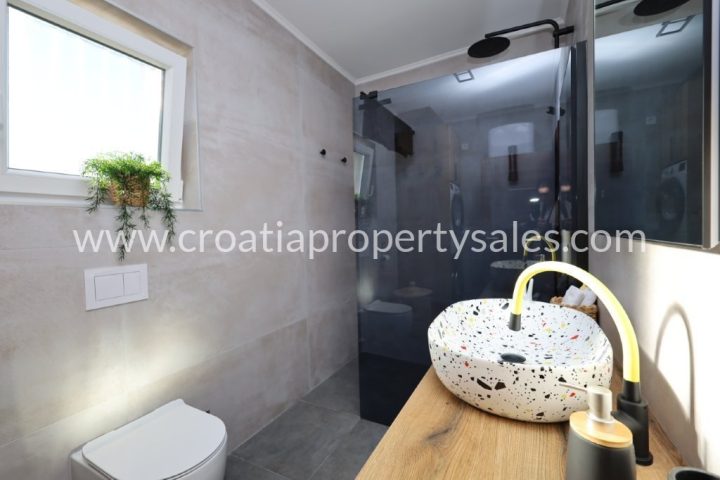 House For sale - šibensko-kninska šibenik - foto 5/8