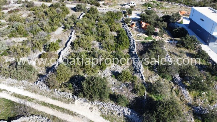 Zemljište na prodaju 966 m² – Trogir/Ciovo