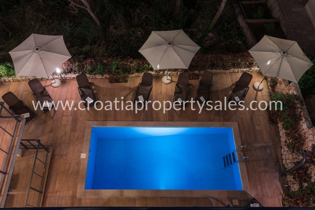 Appartement À vendre -  Brac