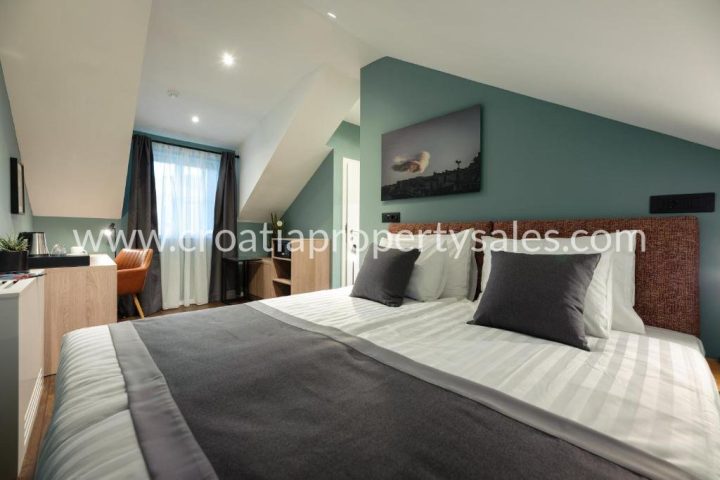 Casa In vendita - Splitsko-dalmatinska Split - foto 2/10
