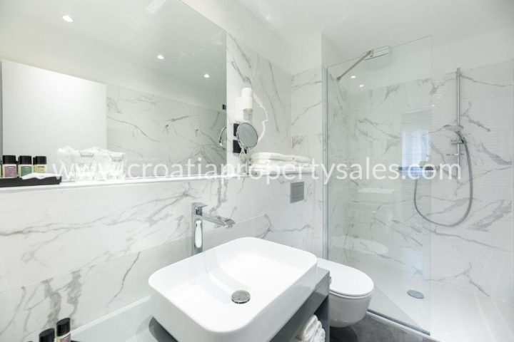 Casa In vendita - Splitsko-dalmatinska Split - foto 3/10