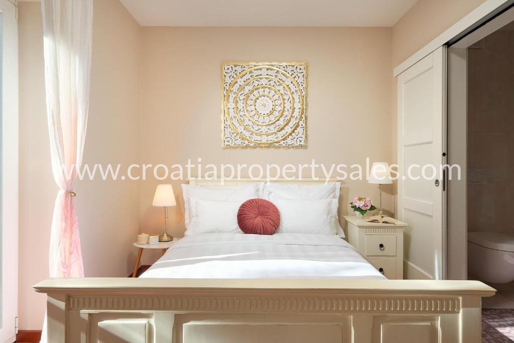 Casa In vendita - Splitsko-dalmatinska Split